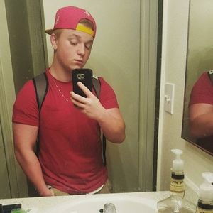 Meet your Posher, Dylan